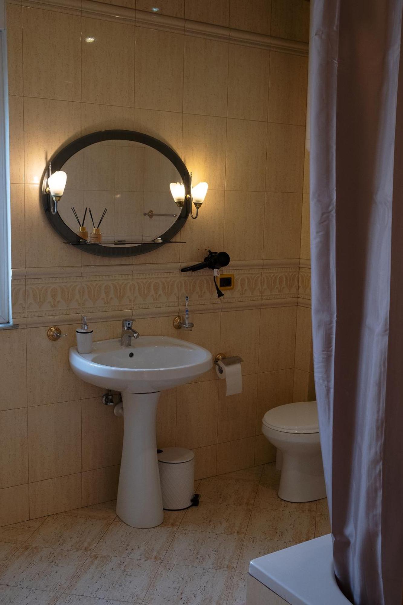 Mandarine Hostel Τίρανα Εξωτερικό φωτογραφία