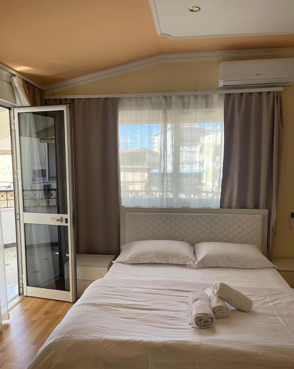Mandarine Hostel Τίρανα Εξωτερικό φωτογραφία