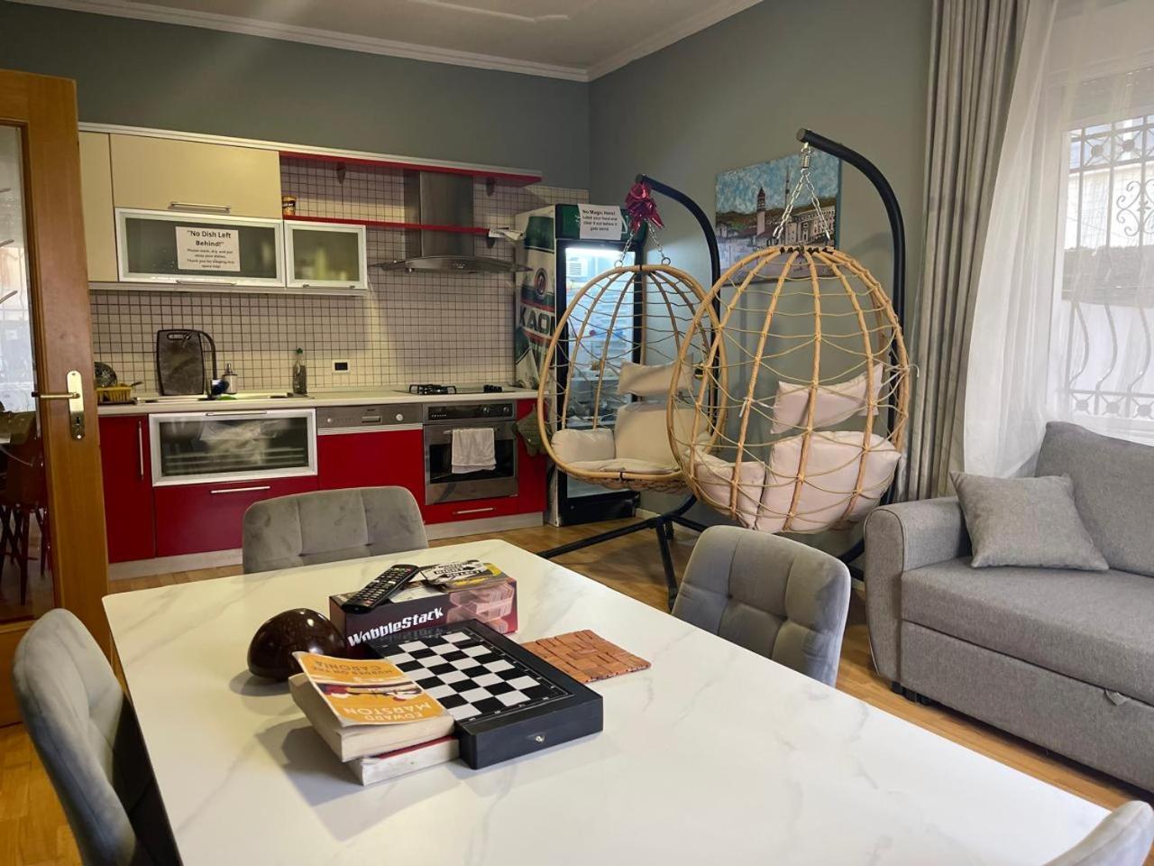 Mandarine Hostel Τίρανα Εξωτερικό φωτογραφία