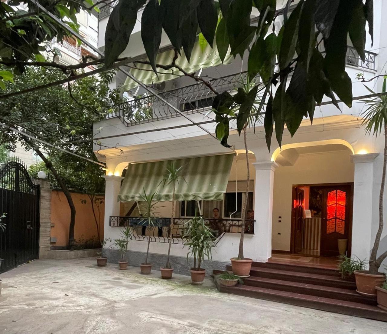 Mandarine Hostel Τίρανα Εξωτερικό φωτογραφία