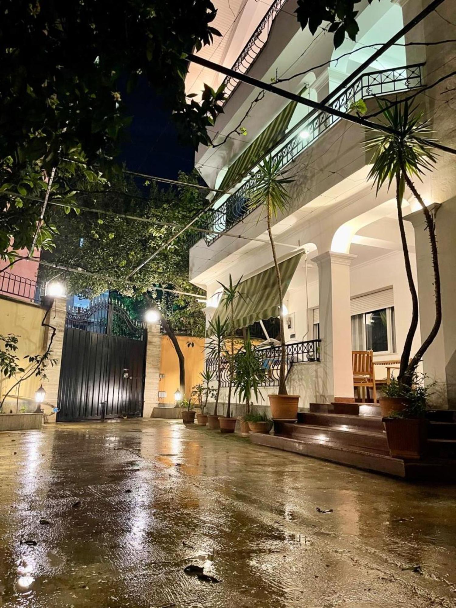 Mandarine Hostel Τίρανα Εξωτερικό φωτογραφία