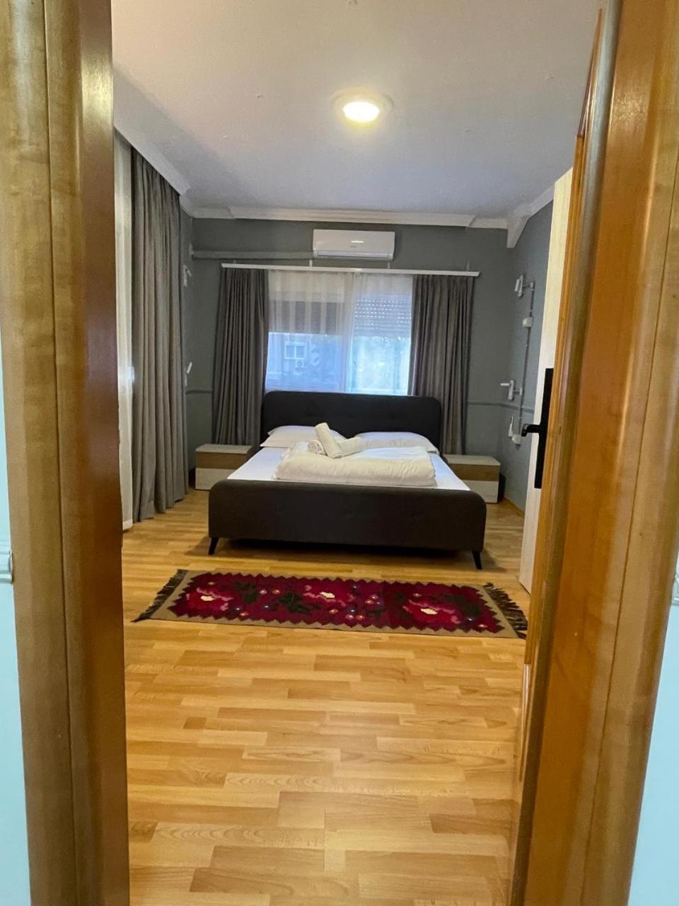 Mandarine Hostel Τίρανα Εξωτερικό φωτογραφία