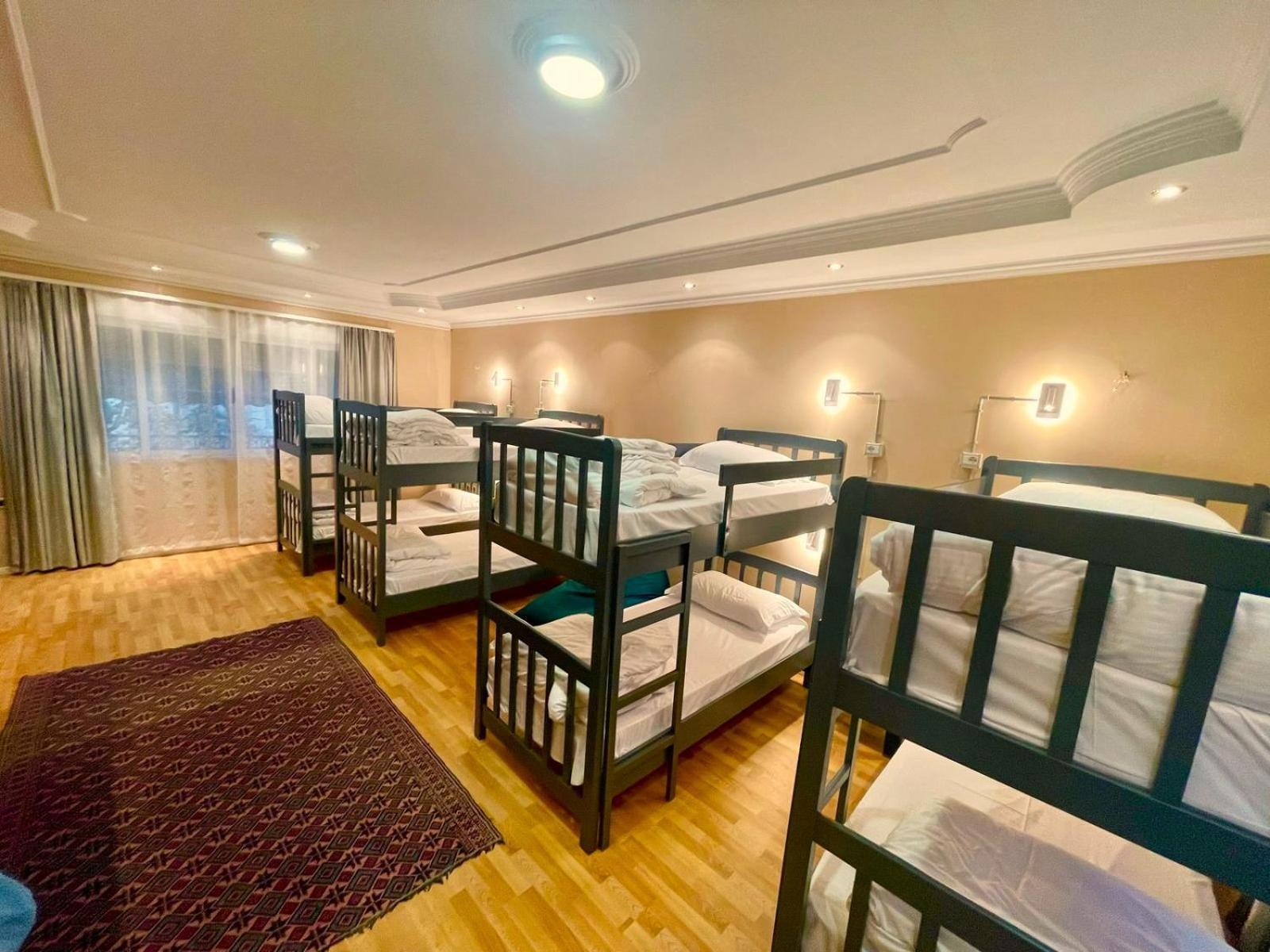 Mandarine Hostel Τίρανα Εξωτερικό φωτογραφία